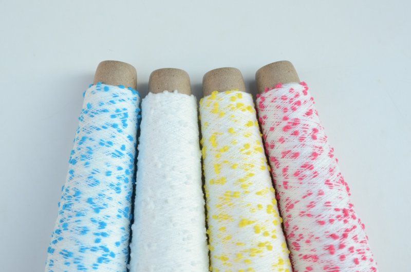 画像10: 「るんるん」ロングピッチ芯白ポンポン / 30g 300m　4色展開 (10)