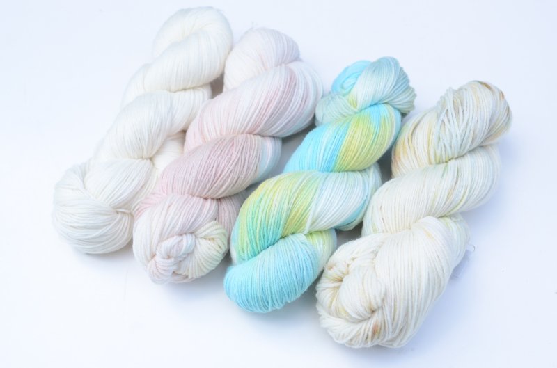 画像3: 「またね」梳毛メリノウール100%/染色用かせ糸 約100g or  約240g (3)