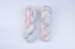 画像12: 手染め糸「またね -瞬-」梳毛メリノウール100%/かせ  約100g/約400m巻 (12)